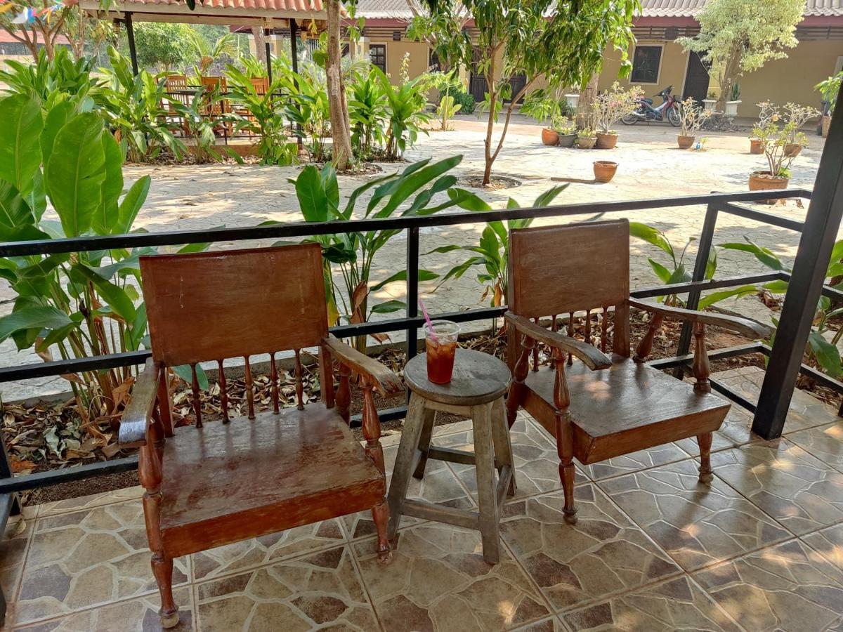 Erawan Guesthouse Паксе Экстерьер фото
